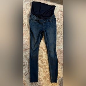 TikTok viral Abercrombie  maternity jeans! Excellent condition.